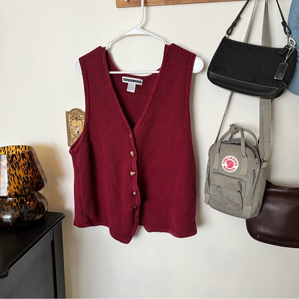 Red Button Vest (1X)